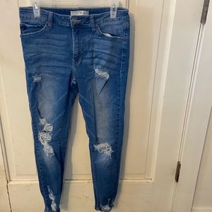 KanCan blue jeans size 11/29